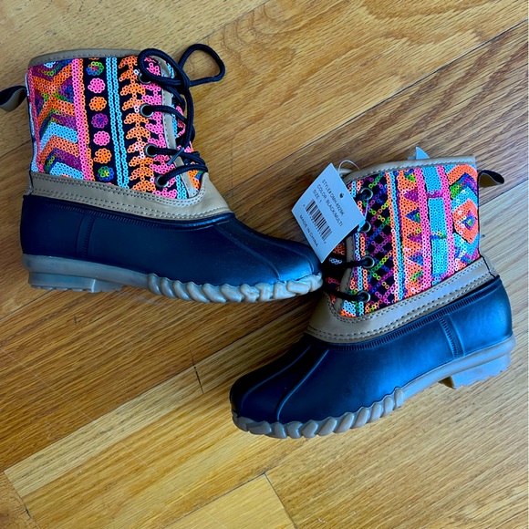 NEW WITH TAGS gorgeous sequin duck boots - Picture 2 of 6